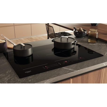 HOTPOINT ARISTON HS 1377C CPNE PIANO COTTURA DA INCASSO A INDUZIONE 77CM 4 ZONE COTTURA IN VETRO NERO