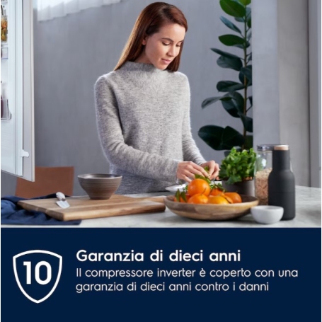 ELECTROLUX LNS5LE18S FRIGORIFERO COMBINATO DA INCASSO 271LT LOW FROST CLASSE E