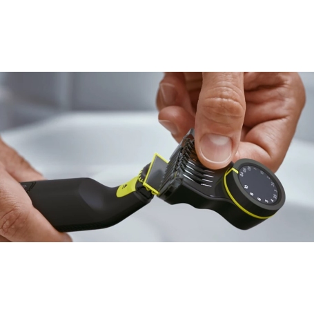 PHILIPS QP6542/15 ONE BLADE PRO REGOLABARBA RICARICABILE WET E DRY