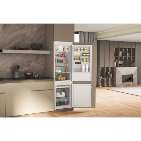 Whirlpool Frigorifero Combinato da Incasso WHC18D031A1 268 Lt Ventilato Less Frost Classe E