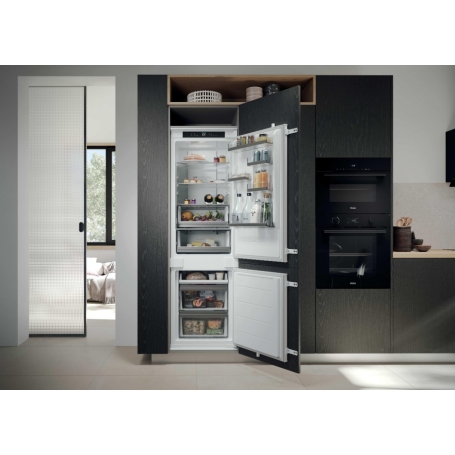 HAIER HBQW5518E SERIE 6 FRIGORIFERO COMBINATO DA INCASSO 248 LT TOTAL NO FROST WIFI MOTORE INVERTER CLASSE E