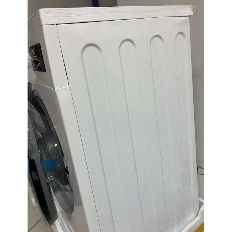 OUTLET Lg F4NA10S8NWK Lavatrice Slim 8Kg...