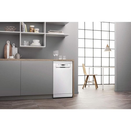 HOTPOINT HSFC3T127C LAVASTOVIGLIE SLIM LIBERA INSTALLAZIONE 10 COPERTI CLASSE E - BIANCA