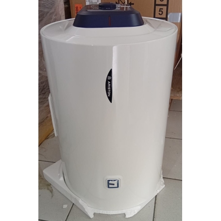 OUTLET ARISTON THERMO GROUP BLU 1 R 80 H EU SCALDABAGNO ORIZZONATALE ELETTRICO 80 LT COLORE BIANCO - BLU1R80HEU - CON DIFETTO