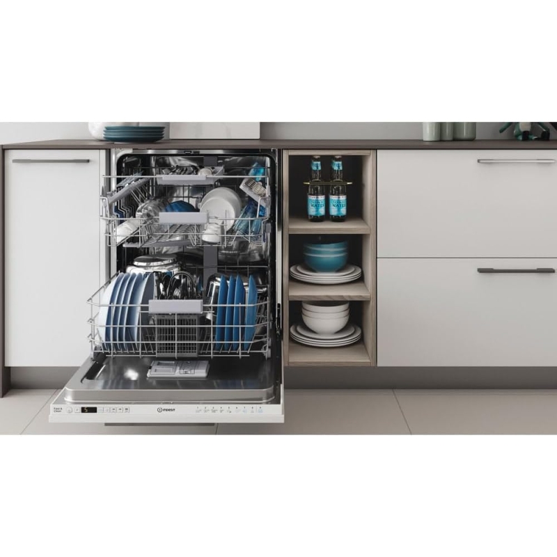 INDESIT DIO 3C24 AC E Lavastoviglie da Incasso...