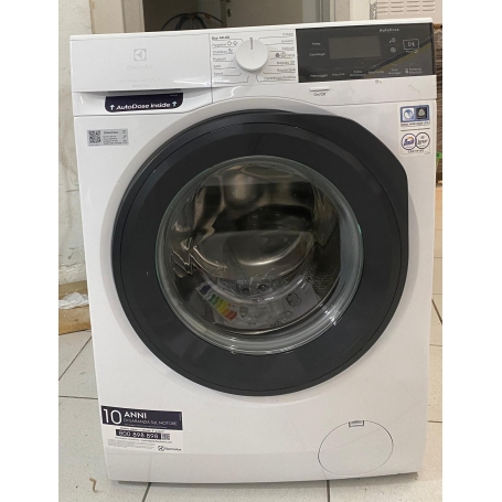 OUTLET ELECTROLUX EW6F39GQ LAVATRICE 9KG 1400 GIRI AUTODOSE VAPORE WIFI CLASSE A - CON DIFETTI