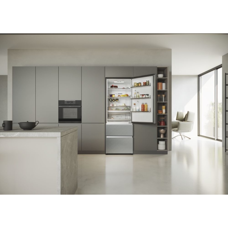 HAIER HTR5720ENMG FRIGORIFERO COMBINATO 3 PORTE...