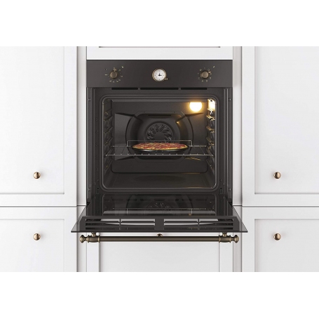 Forno CANDY FCC604GH/E ventilato in funzione con pietanze