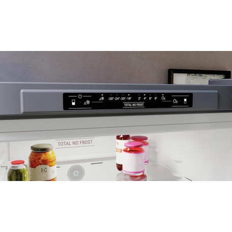 HOTPOINT ARISTON HAFC8TA33SXO3 FRIGORIFERO COMBINATO NO FROST 335LT CLASSE D INOX