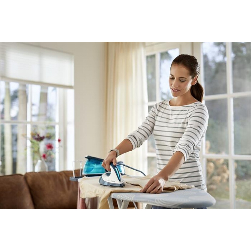 PHILIPS GC7840/20 FERRO DA STIRO A VAPORE 2400W...