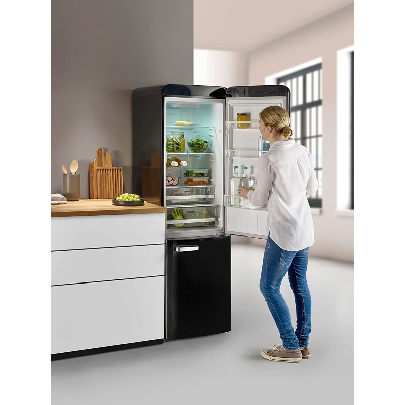 SEVERIN RKG 8928 FRIGORIFERO COMBINATO LINEA RETRO' 250 LT CLASSE E COLORE NERO - PROMO