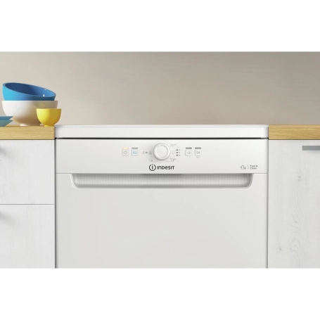 INDESIT D2F HK26 LAVASTOVIGLIE LIBERA INSTALLAZIONE 14 COPERTI CLASSE E COLORE BIANCO - D2FHK26
