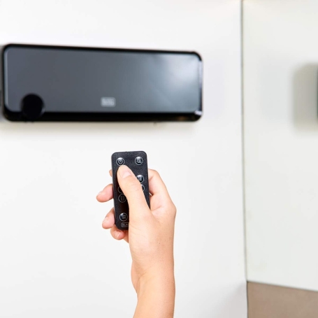 BLACK & DECKER BXWSH2000E TERMOVENTILATORE A PARETE 2000W NERO