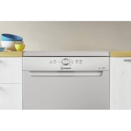 INDESIT D2F HK26 S LAVASTOVIGLIE LIBERA INSTALLAZIONE 14 COPERTI CLASSE E COLORE SILVER - D2FHK26S