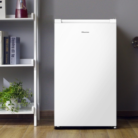 HISENSE FV78D4AWE CONGELATORE VERTICALE 61LT 3 CASSETTI CLASSE E COLORE BIANCO