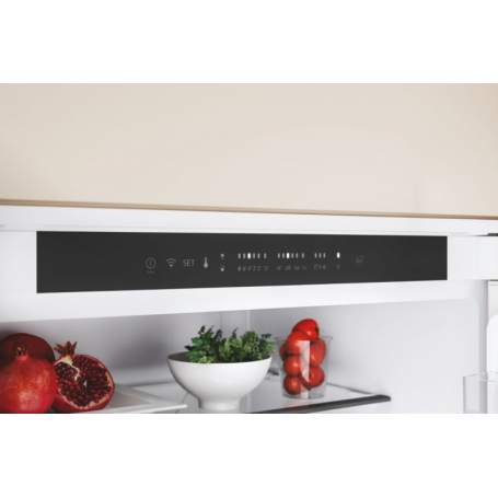 HOOVER HOBT7719EW FRIGORIFERO COMBINATO DA INCASSO 372LT TOTAL NO FROST WIFI CLASSE E