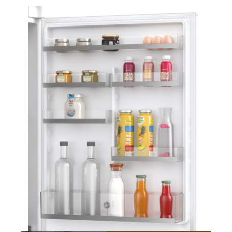 HOOVER HOBT7719EW FRIGORIFERO COMBINATO DA INCASSO 372LT TOTAL NO FROST WIFI CLASSE E