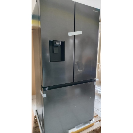 OUTLET SAMSUNG O-RF50C530EB1 FRIGORIFERO 3 PORTE 495LT WIFI CLASSE E ANTRACITE - CON DIFETTI