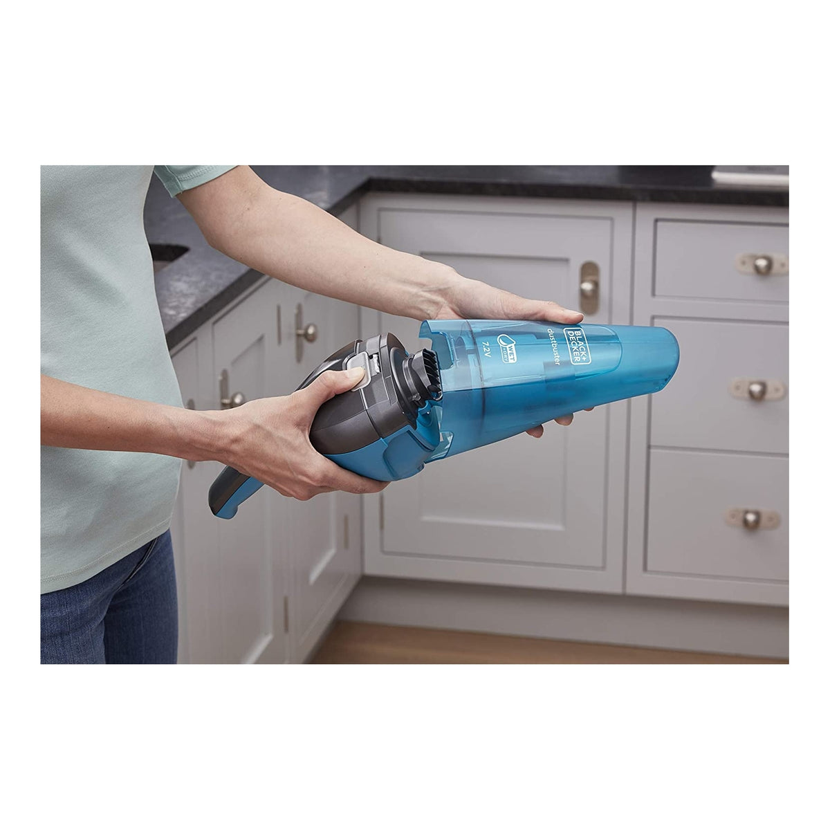 BLACK & DECKER WDC215W ASPIRINO PER LIQUIDI E SOLIDI RICARICABILE 0,38LT - PROMO
