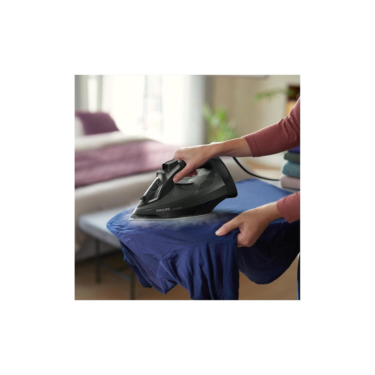 PHILIPS 5000 DST5040/80 FERRO DA STIRO A VAPORE 2600W SERBATOIO 320 ML COLORE NERO - PROMO