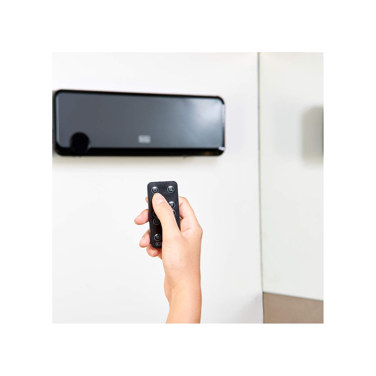 BLACK & DECKER BXWSH2000E TERMOVENTILATORE A PARETE 2000W NERO