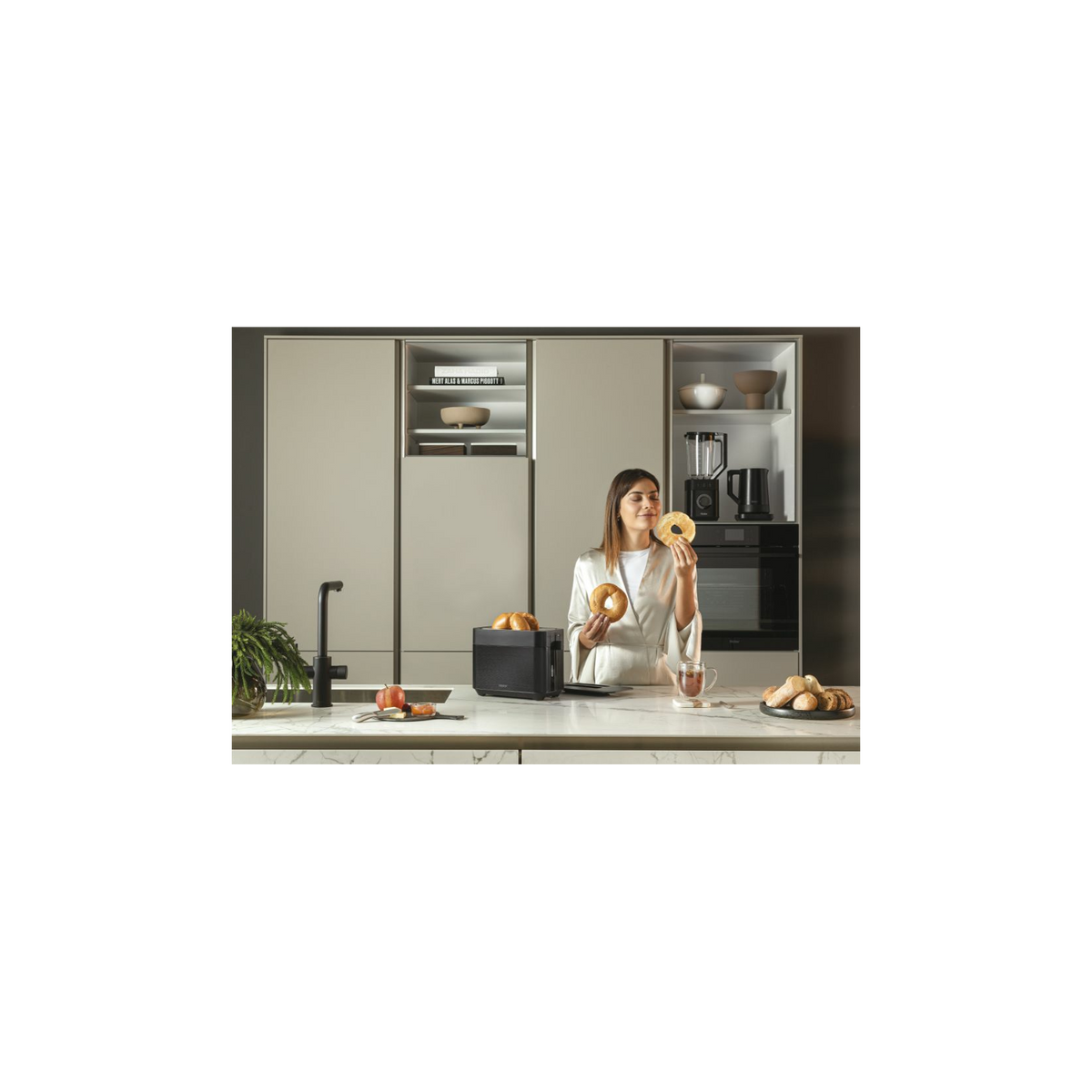 HAIER HTO5A3 011 TOSTAPANE 7 LIVELLI DI TOSTATURA - NERO